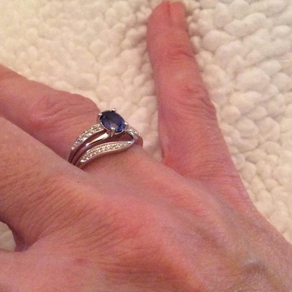 HOLD - Kay Jewelers Blue Sapphire Ring - Picture 6 of 8